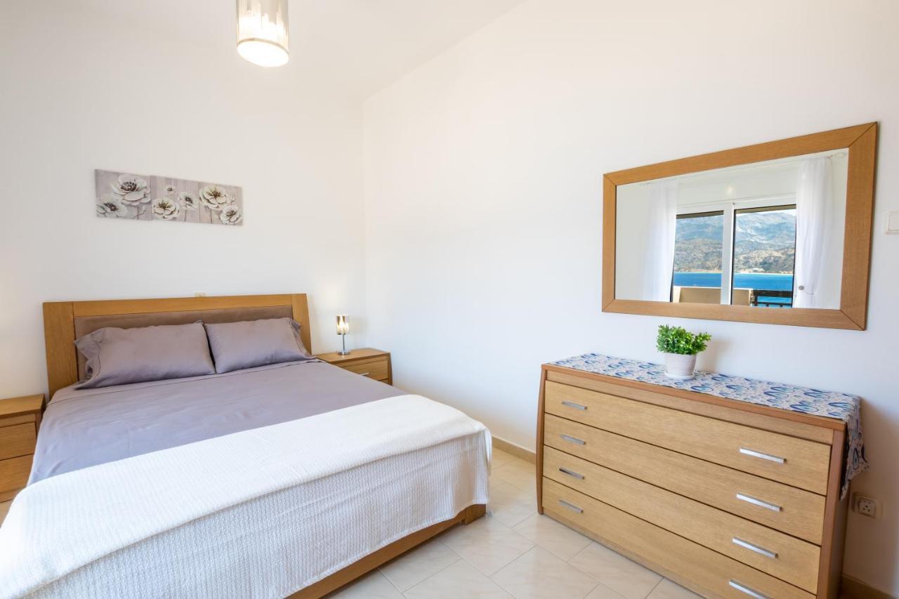 Harbor View Apartment Karpathos Exterior foto
